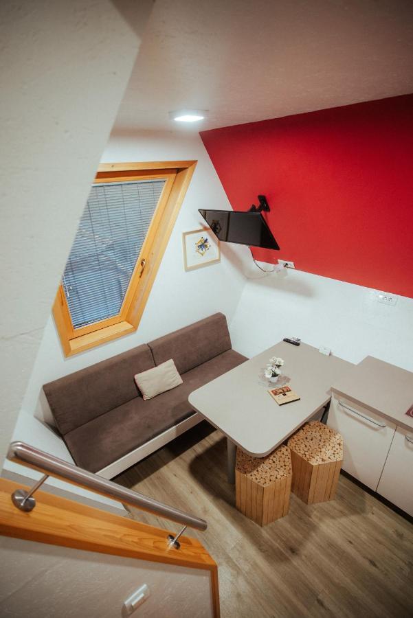 Apartments Beeland Skok Мозирье Экстерьер фото